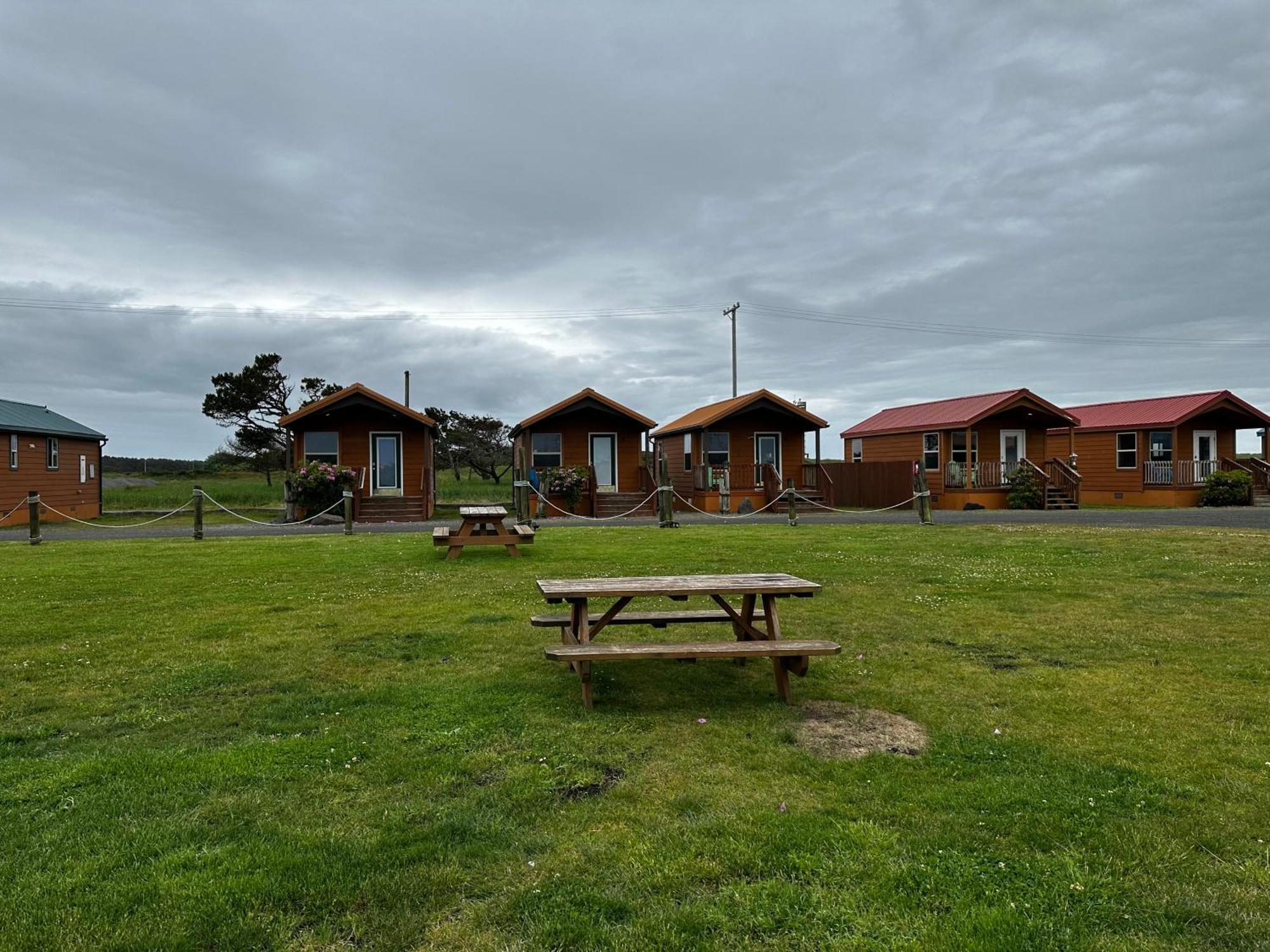 Westport Inn Cabins Esterno foto